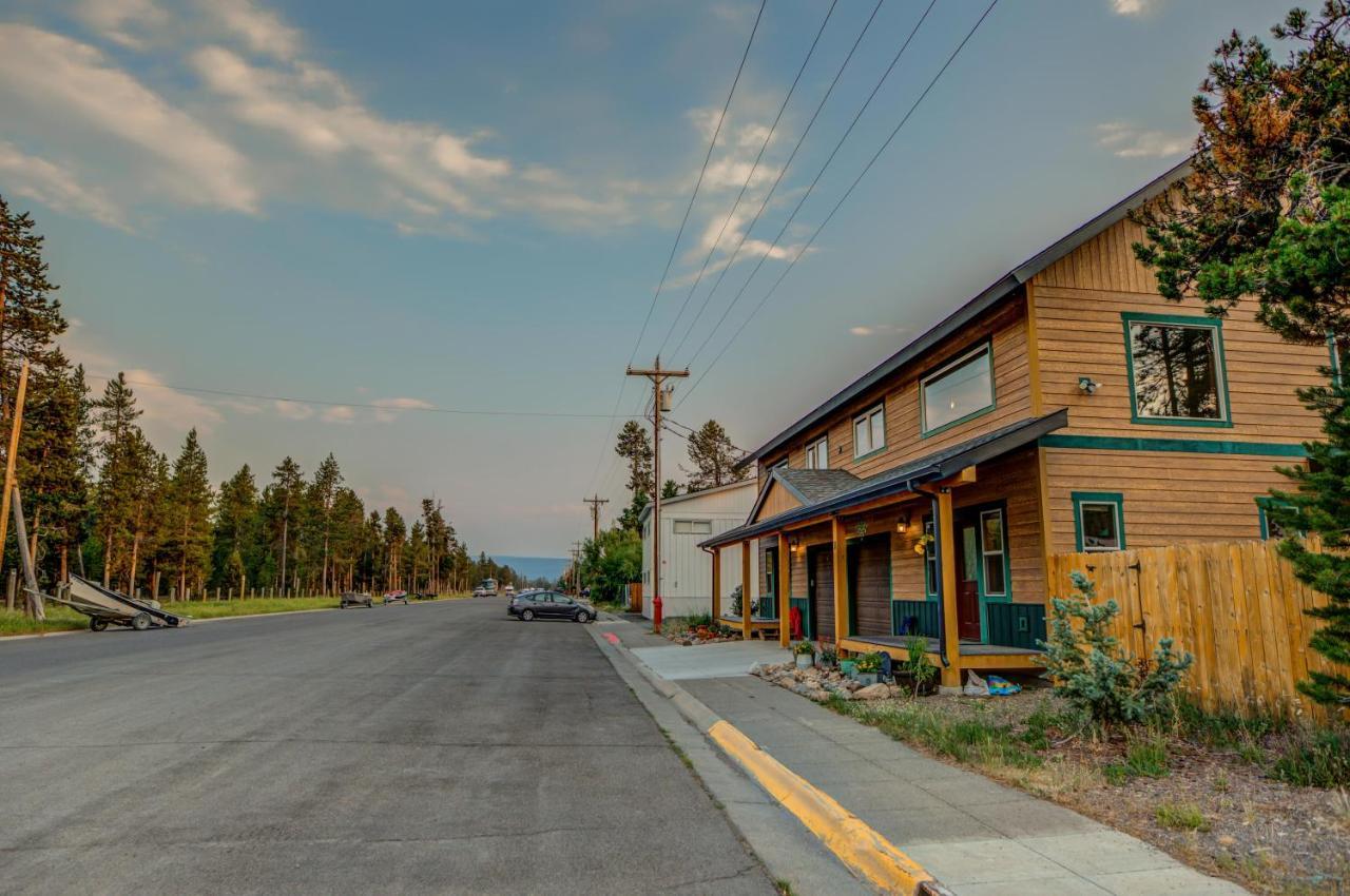 Barnes On Boundary Unit A Villa West Yellowstone Exterior photo